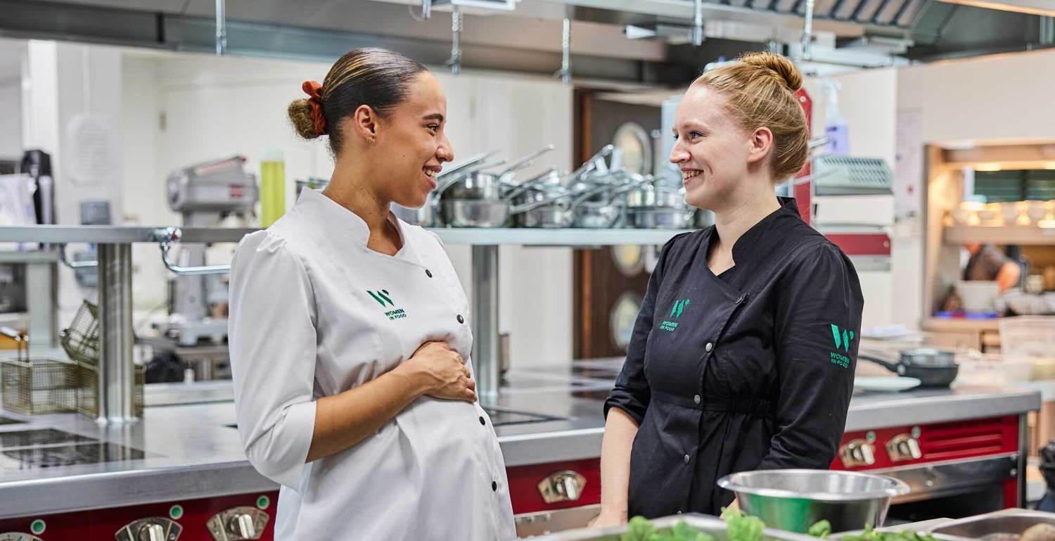 New Maternity Chef White Cropped